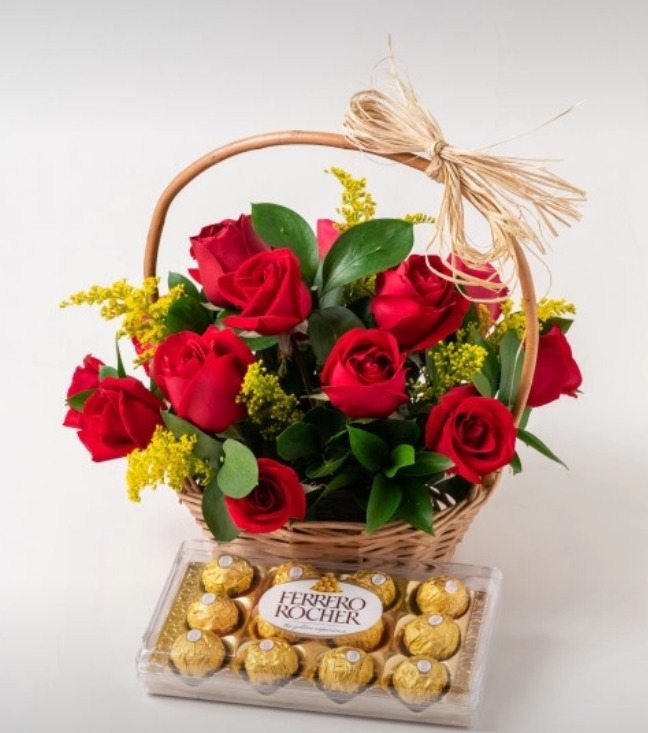 Cesta com composição personalizada para presente